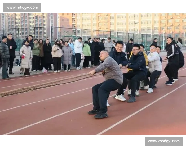 凝心聚力展风采校园拔河比赛活动总结与团队精神提升回顾实践成效 凝心聚力展风采校园拔河比赛活动总结与团队精神提升回顾实践成效